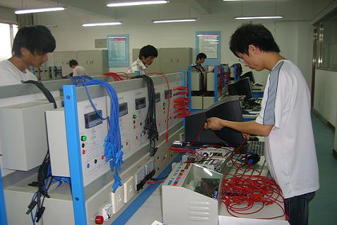 煙臺機(jī)電學(xué)校有哪些？