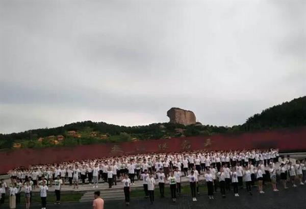 承德騰飛職業(yè)技術(shù)專(zhuān)修學(xué)院的一天——7月28日